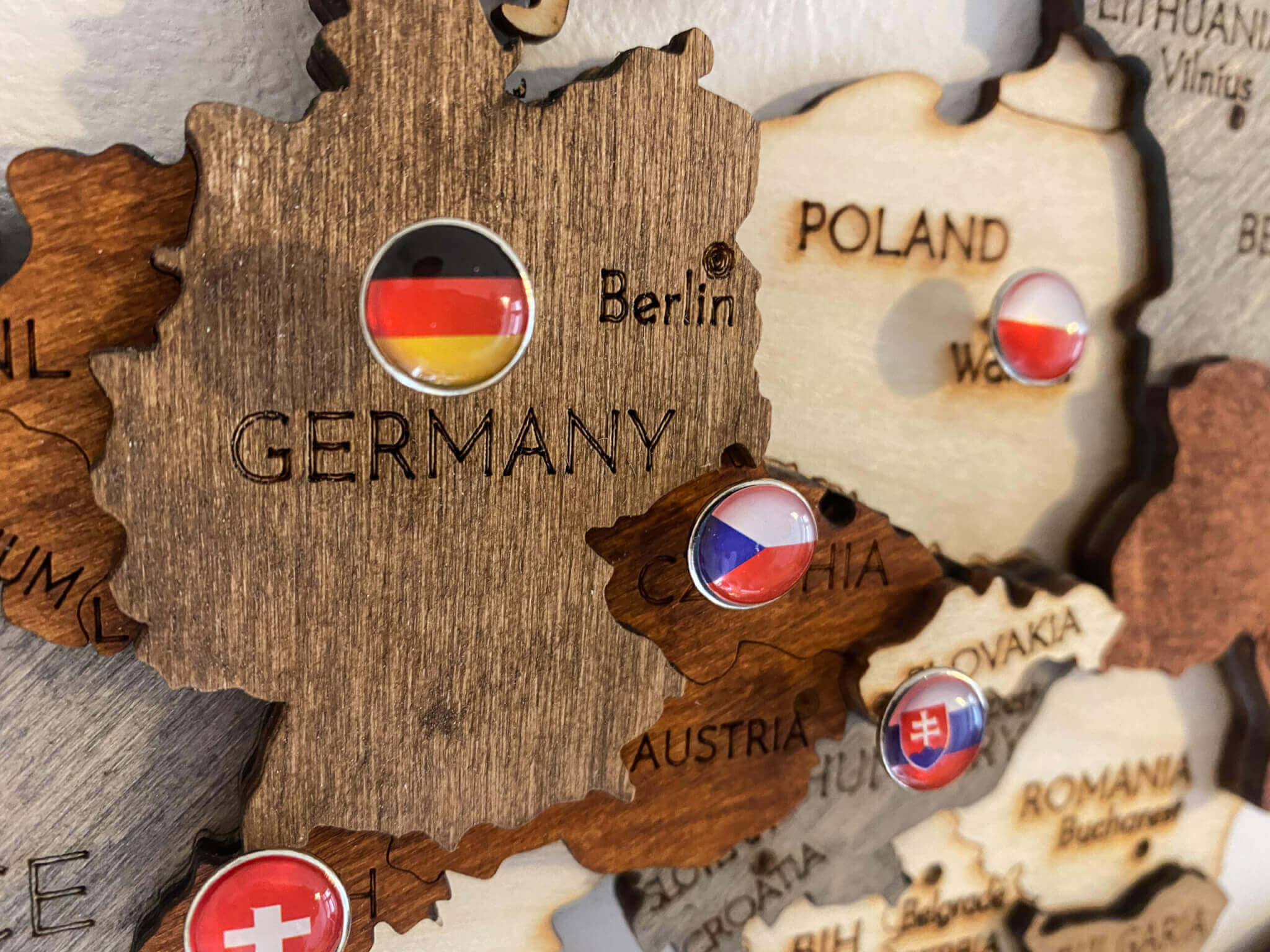 Country Flags Push Pins - 68travel